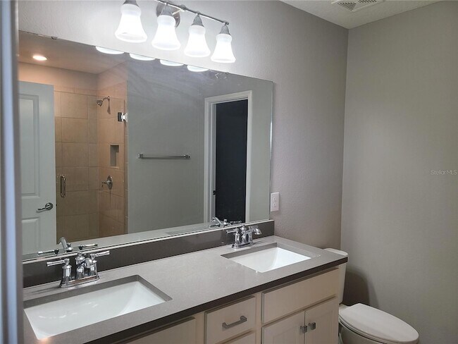 Building Photo - 9320 Lamine Wy
