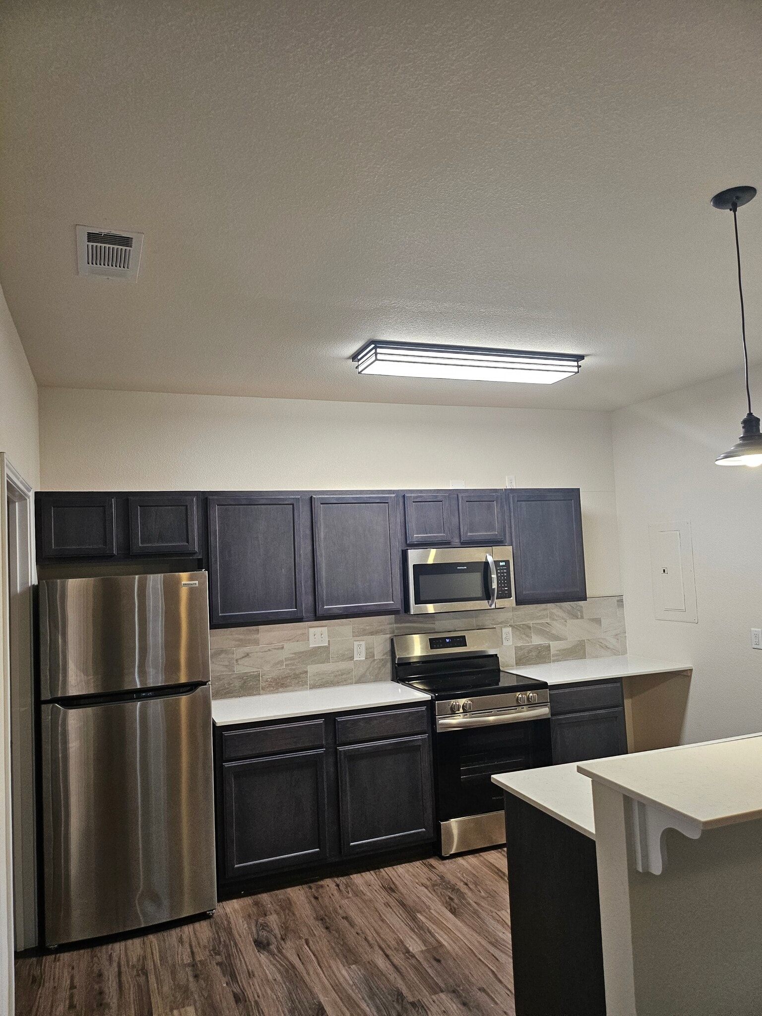 Building Photo - 6803 Lakeridge Dr