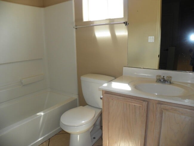 Building Photo - 1828 Chicoma Rd