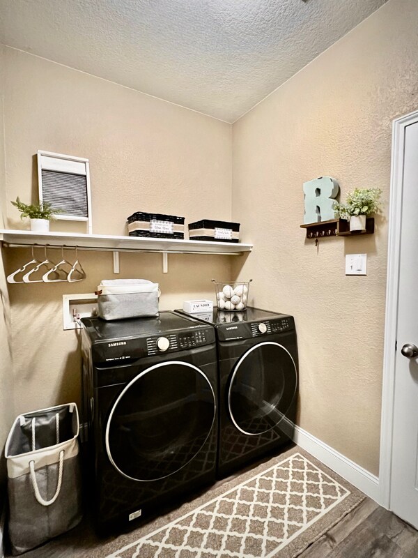 Building Photo - 1910 Ashberry Trail