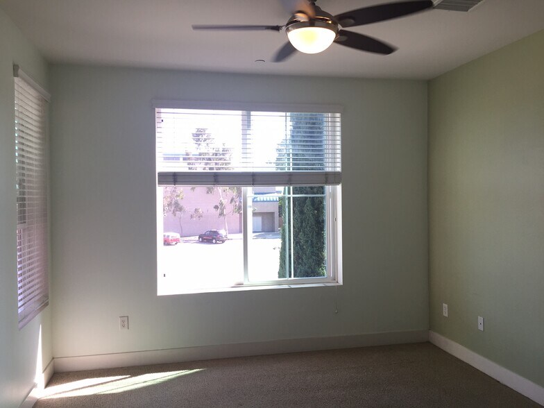 Master bedroom - 2349 Jefferson St