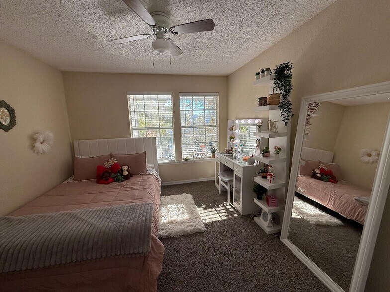 Building Photo - 3310 Haviland Ct