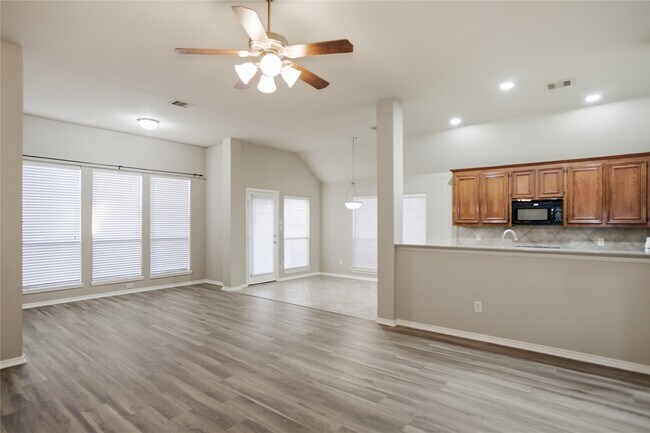 Building Photo - 2107 Sherbrook Park Ln