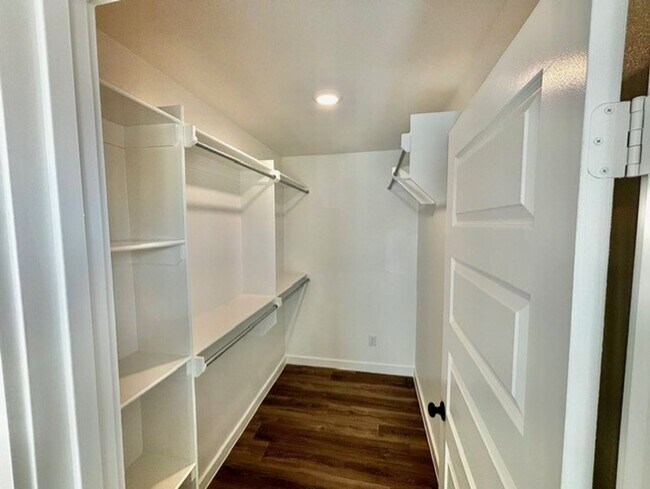Building Photo - 3 bed 2 bath New Construction Home Available Now