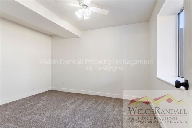 Building Photo - 660 Woodland Hills Dr