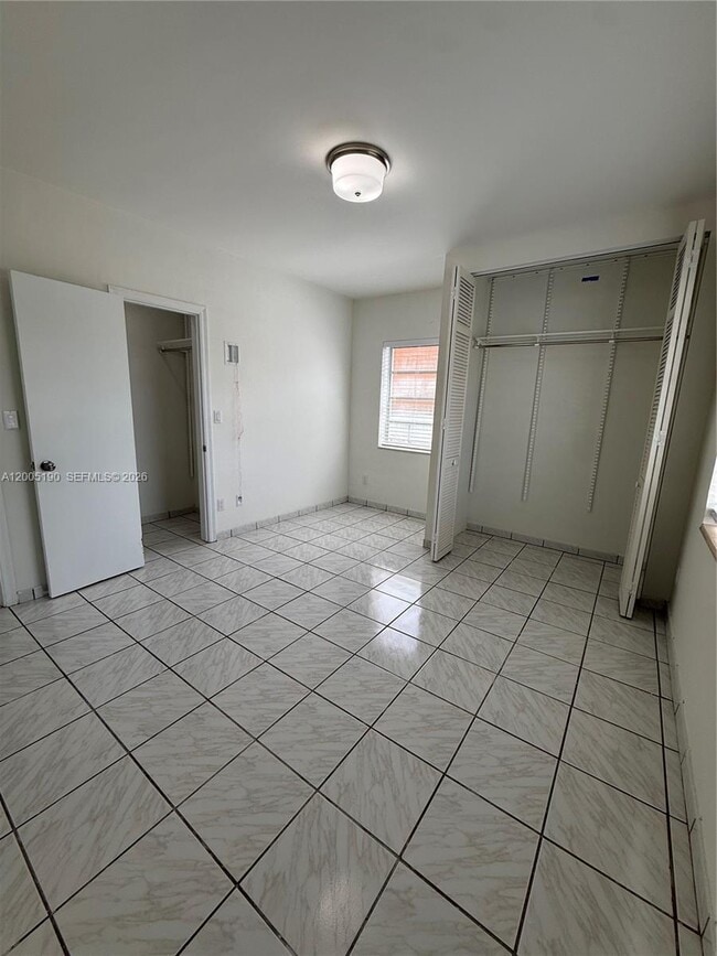 Building Photo - 7231 NW 2nd Terrace