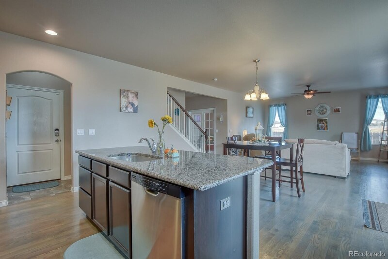 Building Photo - 1845 Bulrush Way