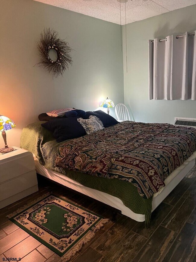 Building Photo - 5300 Boardwalk