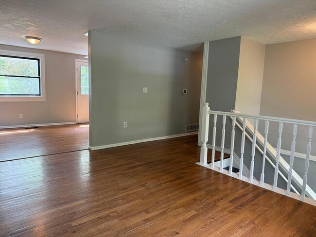 Building Photo - 2348 Warfield Dr