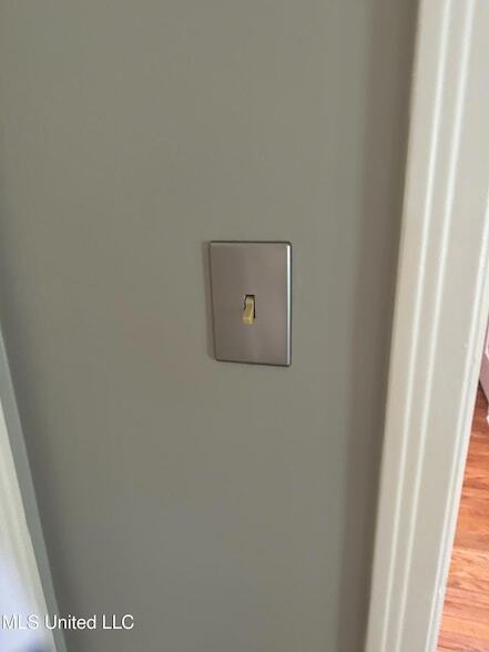 Building Photo - 3564 Cowan Pl