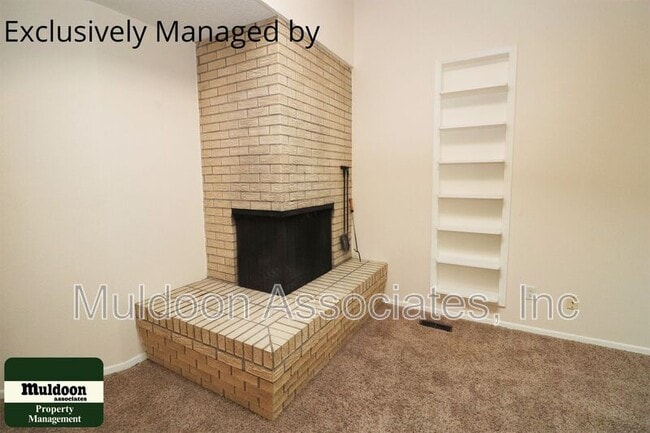 Building Photo - 59 W Old Broadmoor Rd