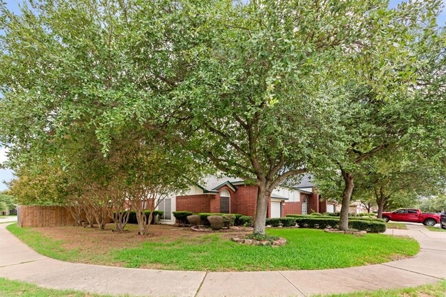 Building Photo - 3301 Texas Topaz Dr