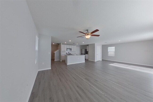 Building Photo - 8624 SW 44th Ct