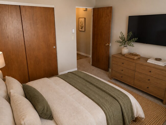 Building Photo - Apartment Hunting? This One Checks the Boxes.
