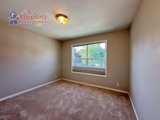 Building Photo - 13232 W Annabrook Dr