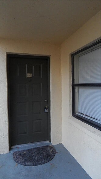 Primary Photo - 9999 Summerbreeze Dr