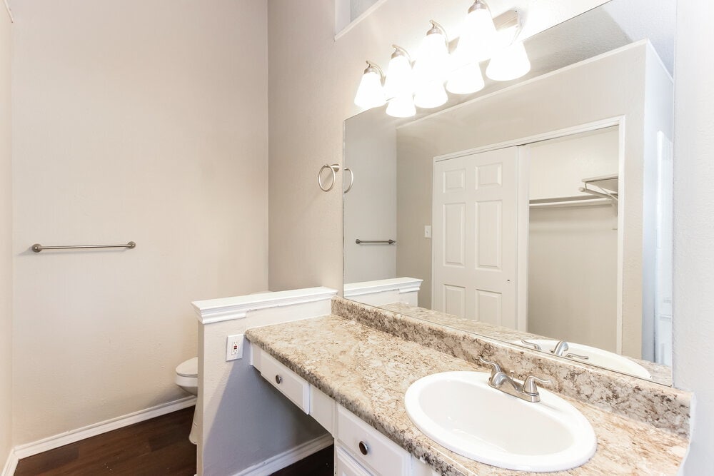 Building Photo - 1503 Waxwing Ct