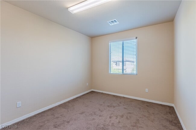 Building Photo - 10279 Mopan Rd