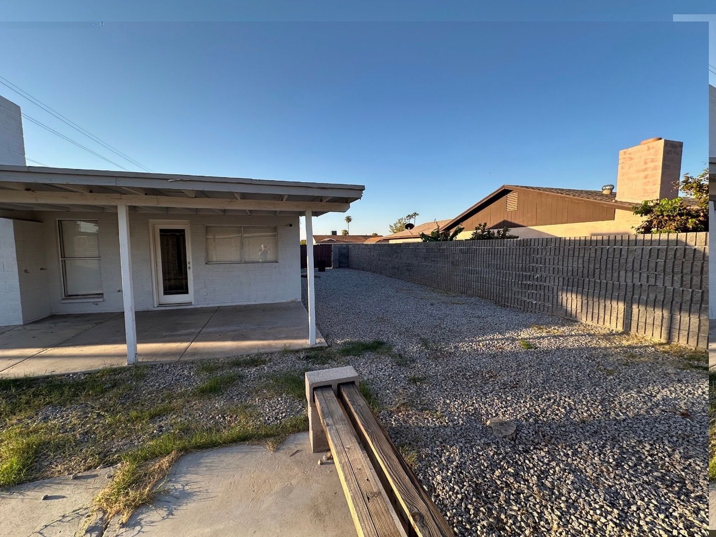 Building Photo - 3502 W Willow Ave