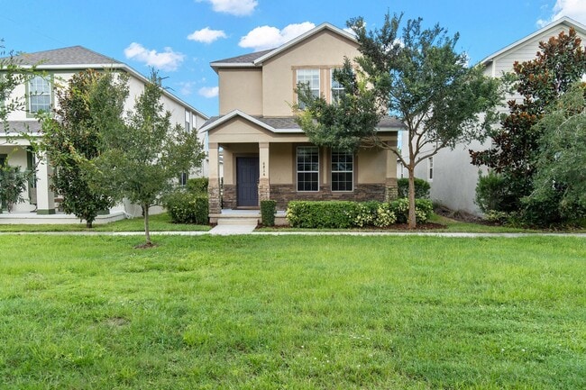 Building Photo - PENDING APPLICATION- Beautiful 3/2.5 Energ...