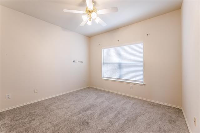 Building Photo - 8417 Robertson Dr