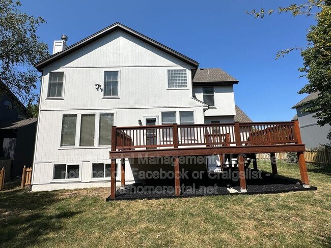 Building Photo - 5605 W 153rd Terrace