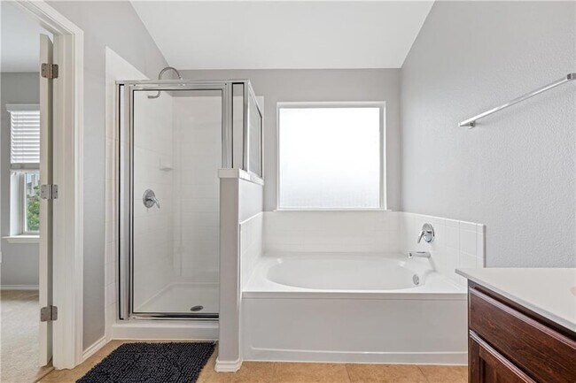 Building Photo - 108 Quarry Ln