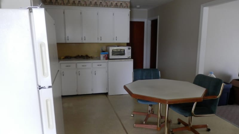 Building Photo - 403 W Market St