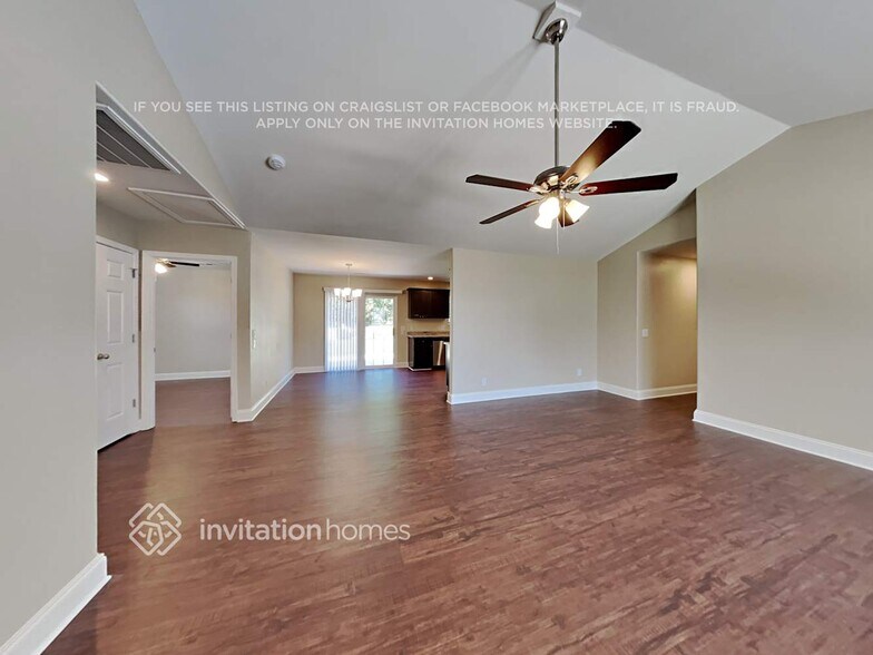 Building Photo - 204 Tarrington Dr