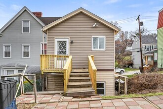 Building Photo - Nicely Renovated 1 Bed, 1 Bath Apartment in Greenfield - In-unit Laundry, Quiet Street - Availabl...