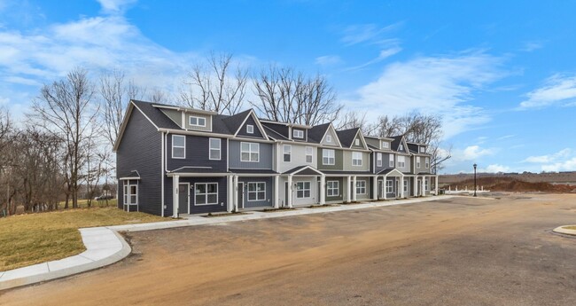 Building Photo - 105 Front Rdg Cir