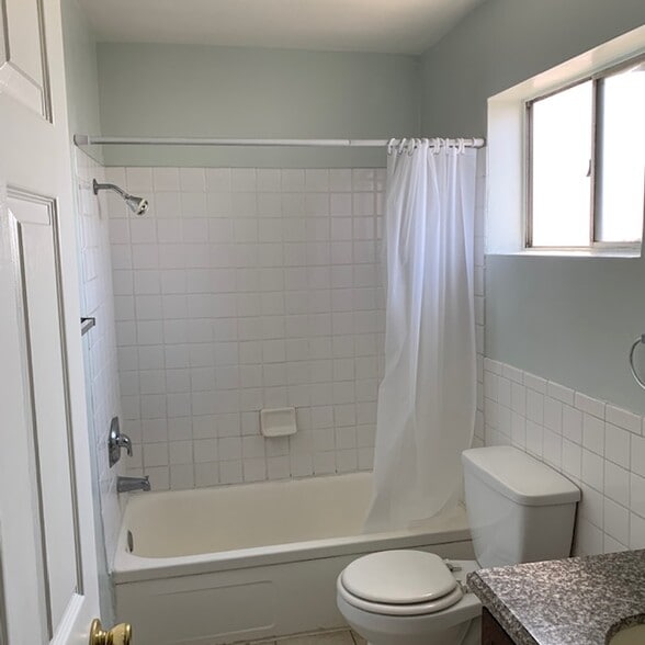 Bathroom - granite tops - 841 N Orange St
