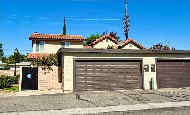 Building Photo - 10717 Mountain View Ave