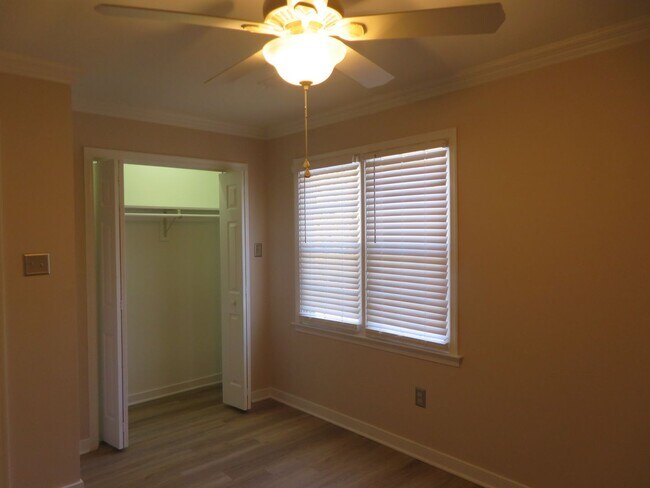 Building Photo - Petersburg Virginia