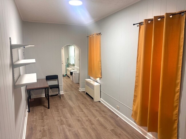 Building Photo - 546 N 11th St