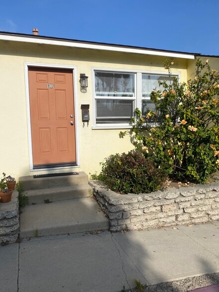 1301 B Man Bch Blvd - 1301 Manhattan Beach Blvd