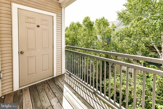 Building Photo - 3021 Nicosh Cir