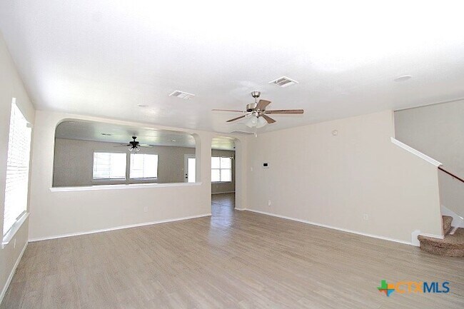 Building Photo - 6401 Nessy Dr