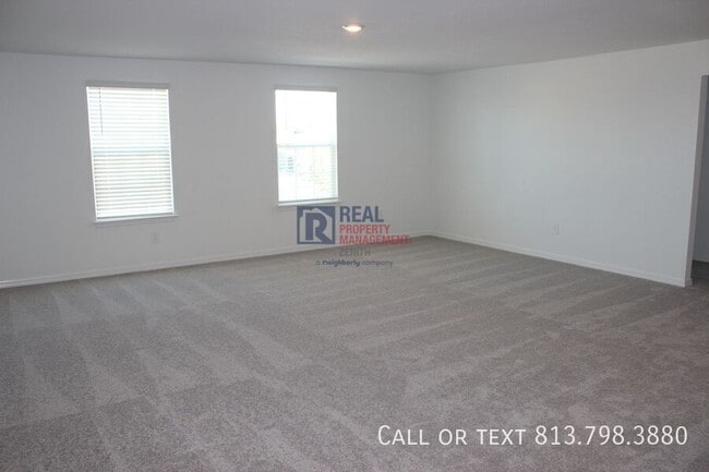 Building Photo - 1716 Tropical Oasis Ave