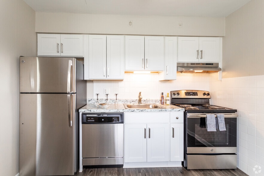 Glen Hollow 1100 Newportville Rd Croydon PA 19021 Apartment Finder