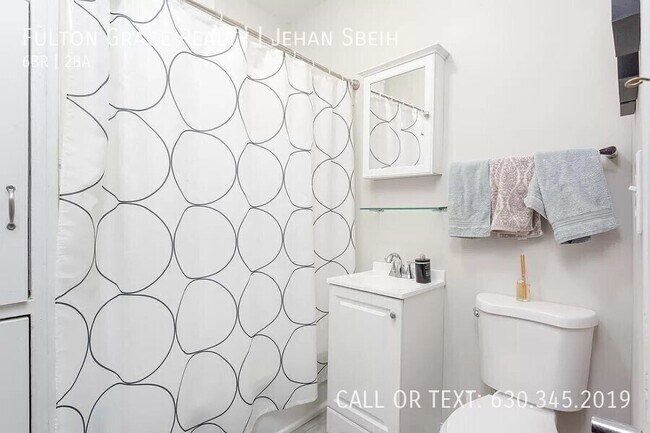 Building Photo - 3126 N Seminary Ave