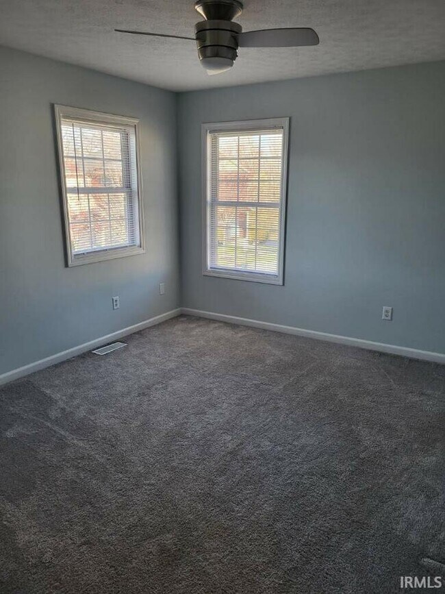 Building Photo - 1301 Cobble Creek Cir