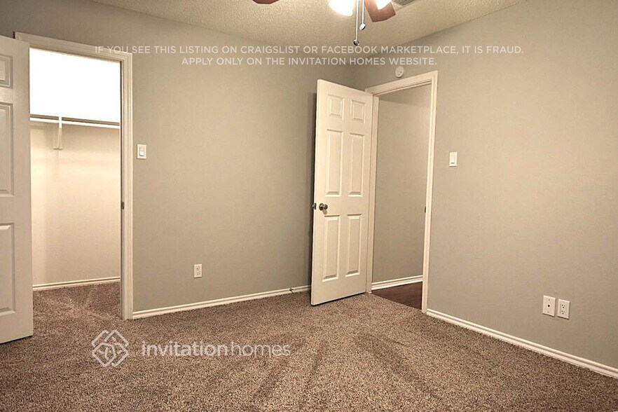Building Photo - 3908 Helmsford Dr