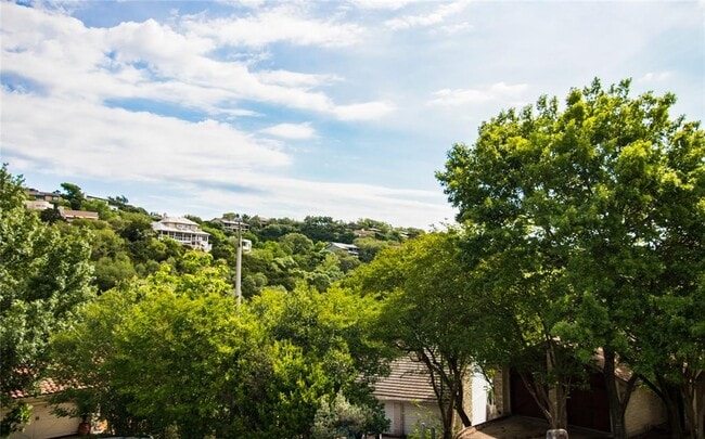 Building Photo - 4407 Jessamine Hollow