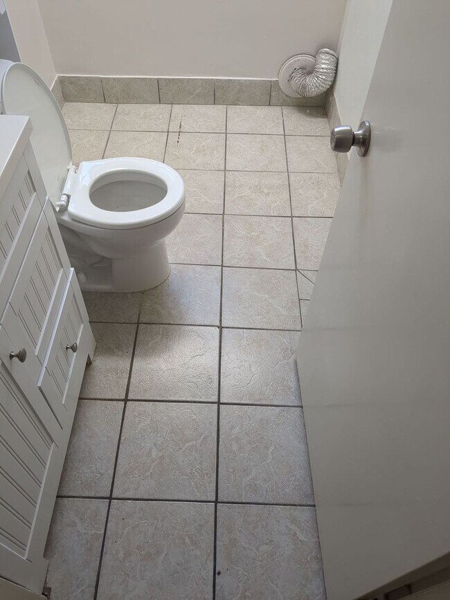 Building Photo - 8177 Darin St