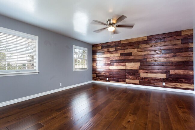 Building Photo - Georgian Colonial in Mt Helix