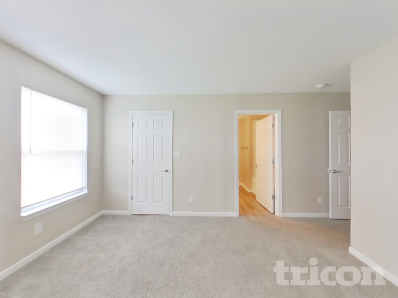 Building Photo - 7650 Lara Lee Dr