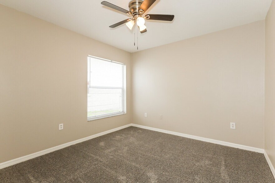 Building Photo - 11109 Lake Lanier Dr