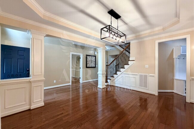 Building Photo - 5604 Pine Rock Ct