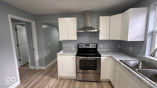 Building Photo - 1107 E Mulberry St